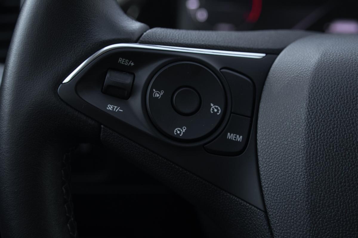 opel-grandland-2022-gasolina-1199cc