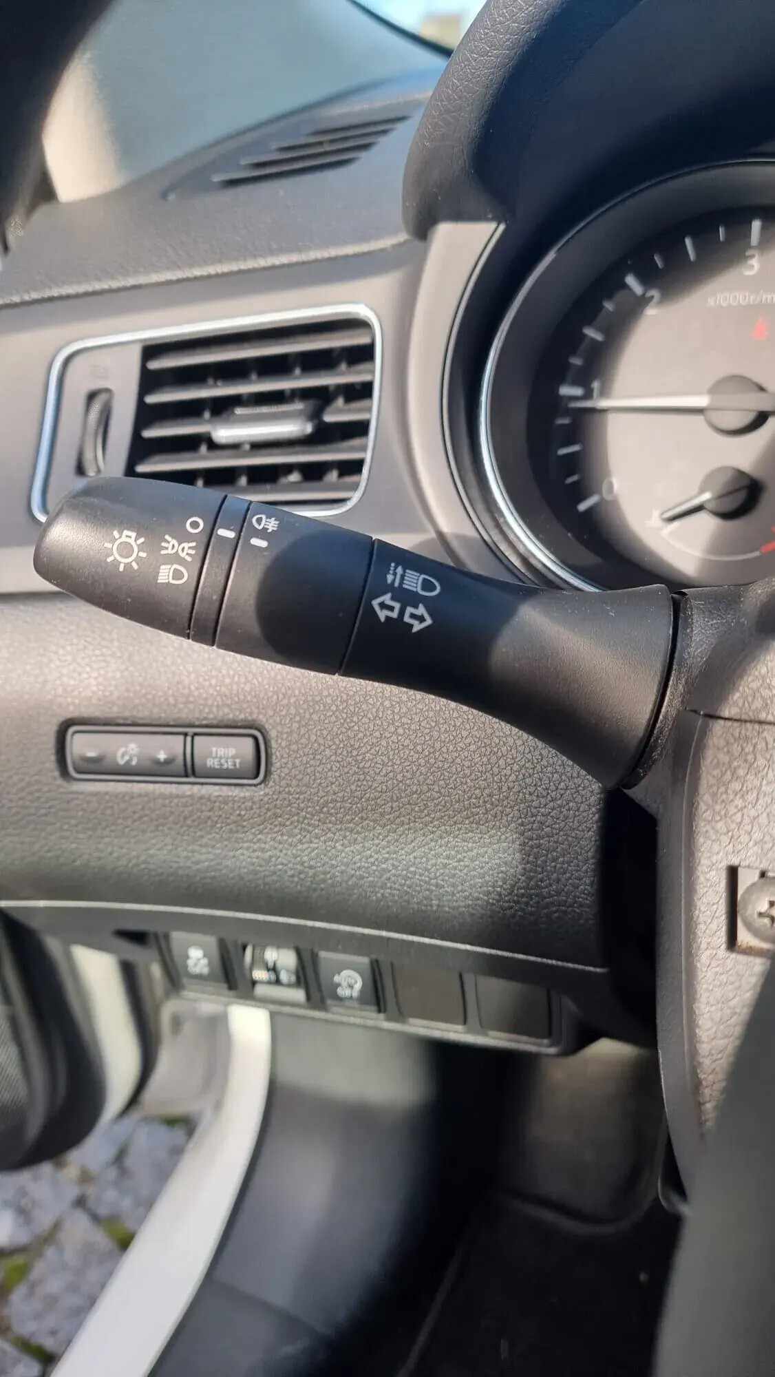 nissan-pulsar-2016-diesel-1461cc