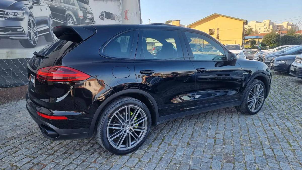 porsche-cayenne-2015-hibrido-a-gasolina-2995cc