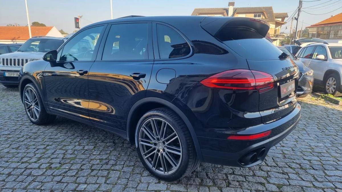 porsche-cayenne-2015-hibrido-a-gasolina-2995cc
