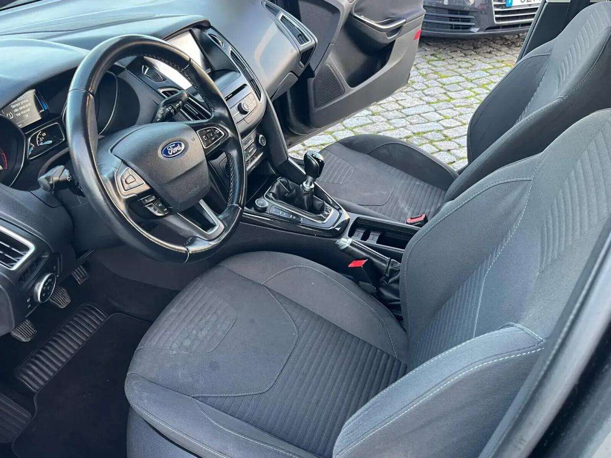 ford-focus-sw-2015-gasolina-998cc
