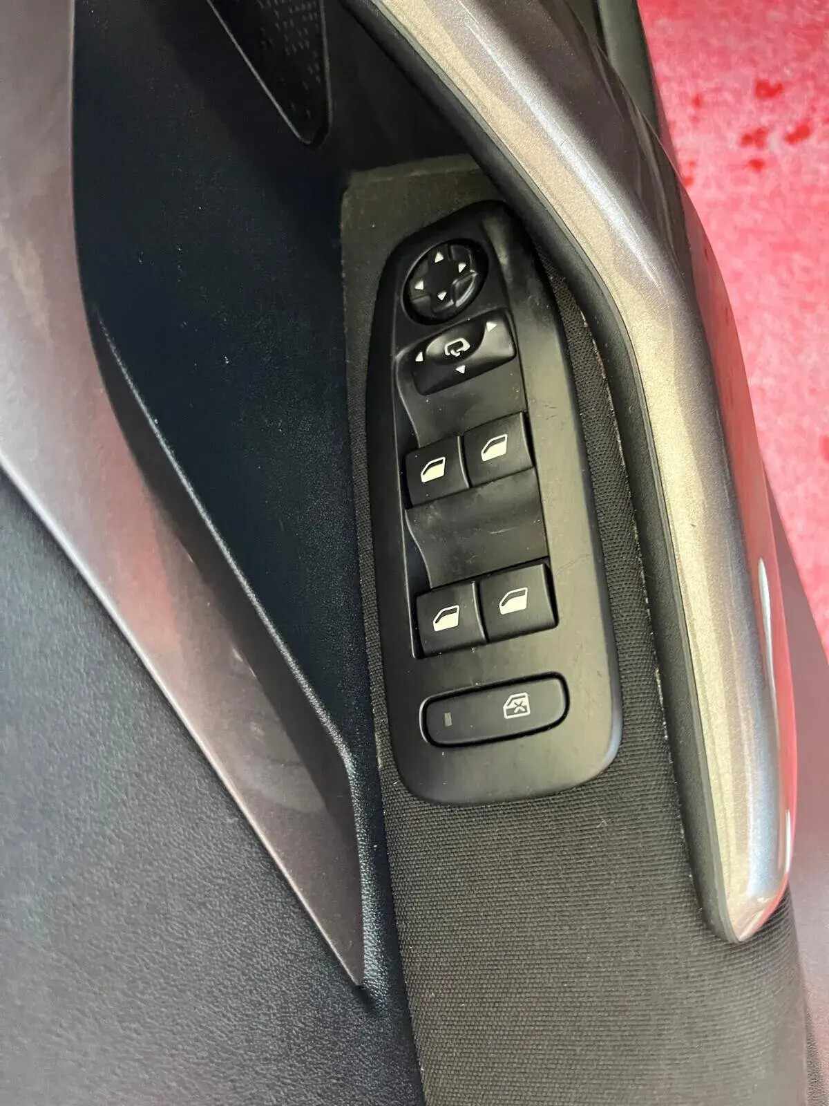 peugeot-2008-2016-diesel-1560cc