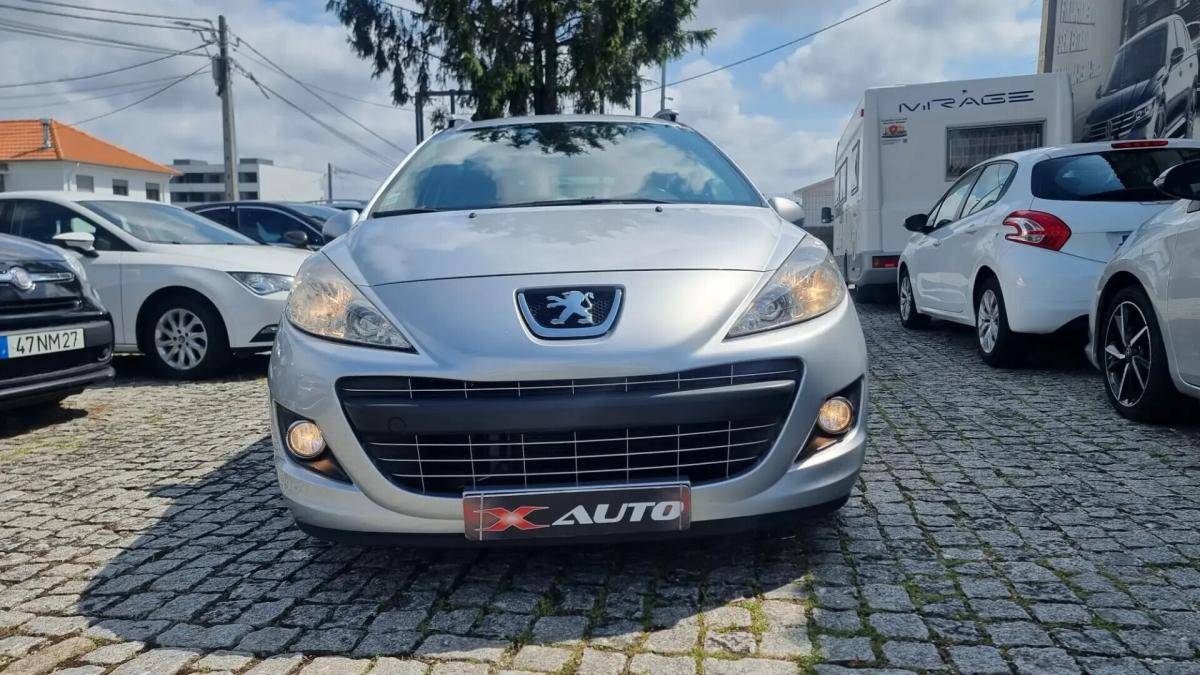 peugeot-207-sw-2012-diesel-1560cc