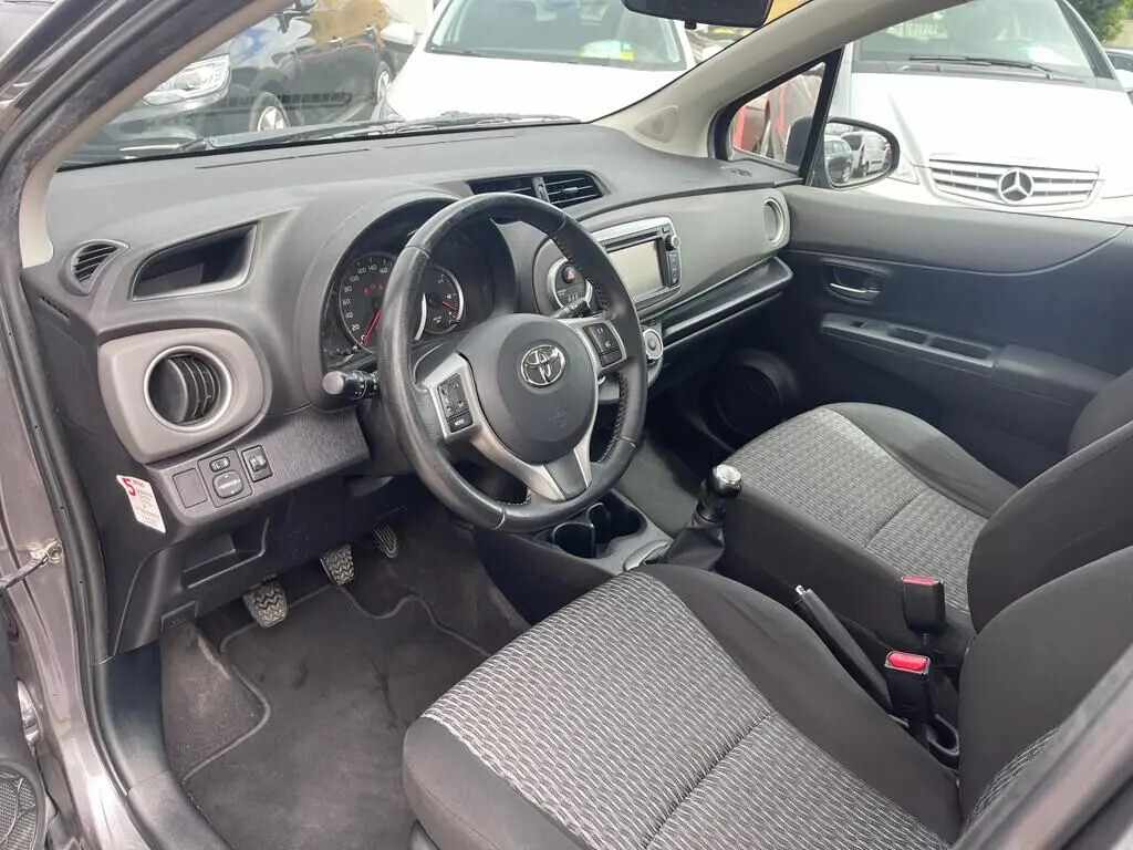 toyota-yaris-2013-gasolina-998cc