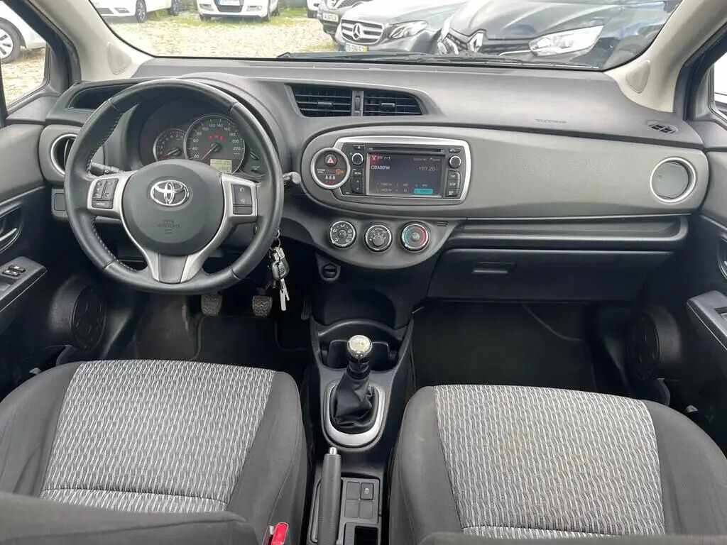 toyota-yaris-2013-gasolina-998cc
