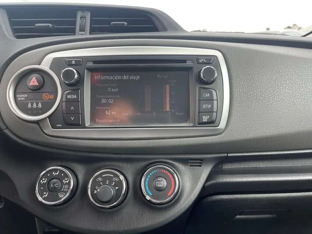 toyota-yaris-2013-gasolina-998cc