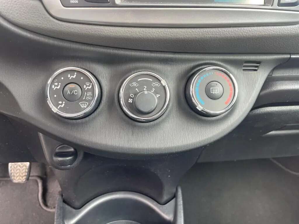 toyota-yaris-2013-gasolina-998cc