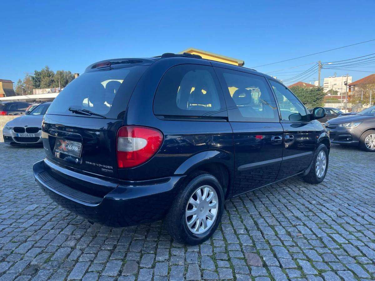chrysler-voyager-2004-diesel-2499cc