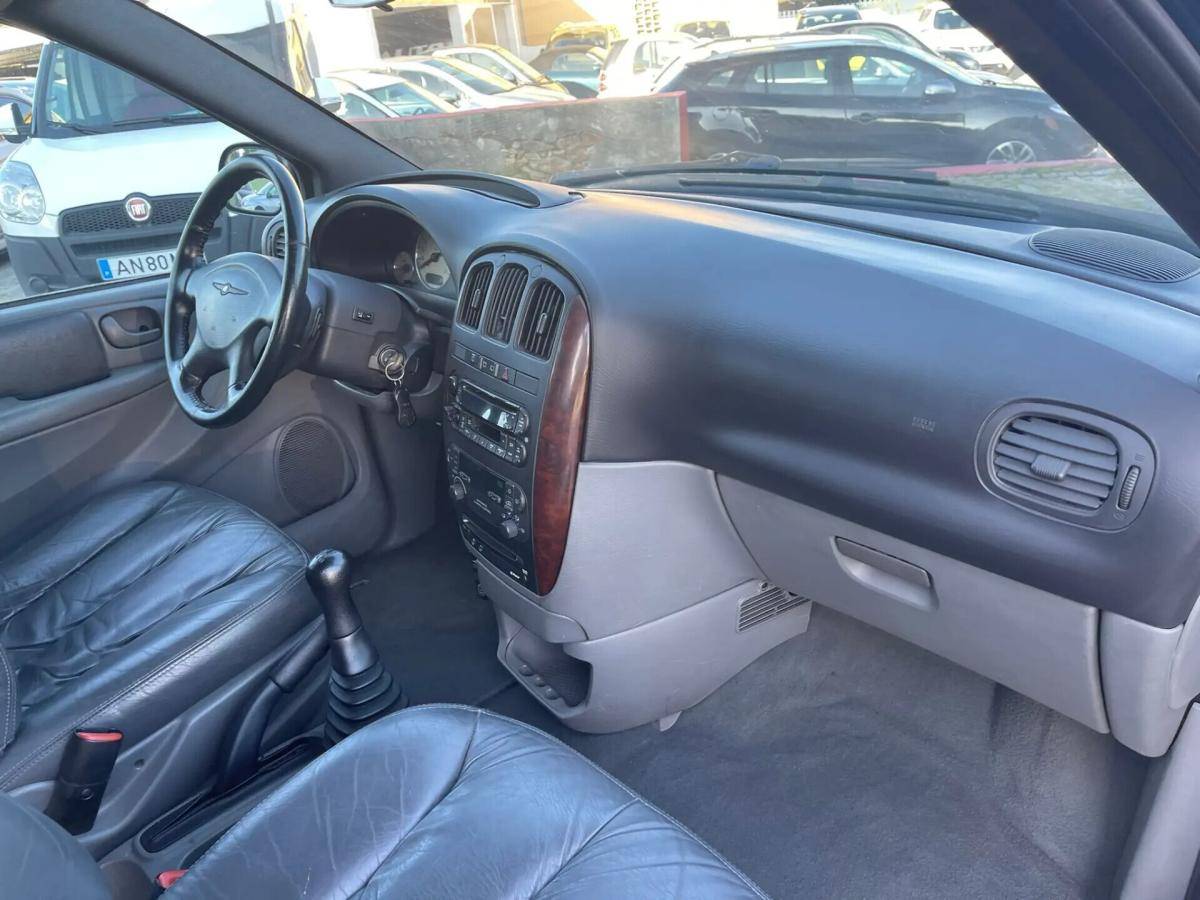 chrysler-voyager-2004-diesel-2499cc