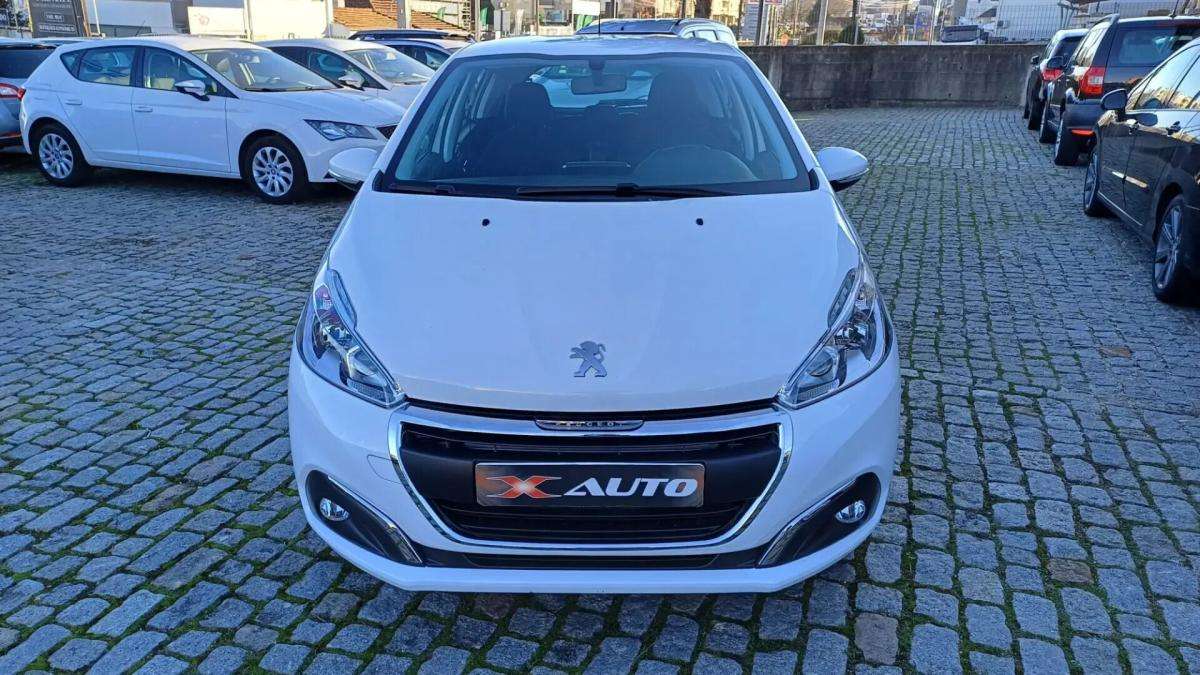 peugeot-208-2019-gasolina-1199cc