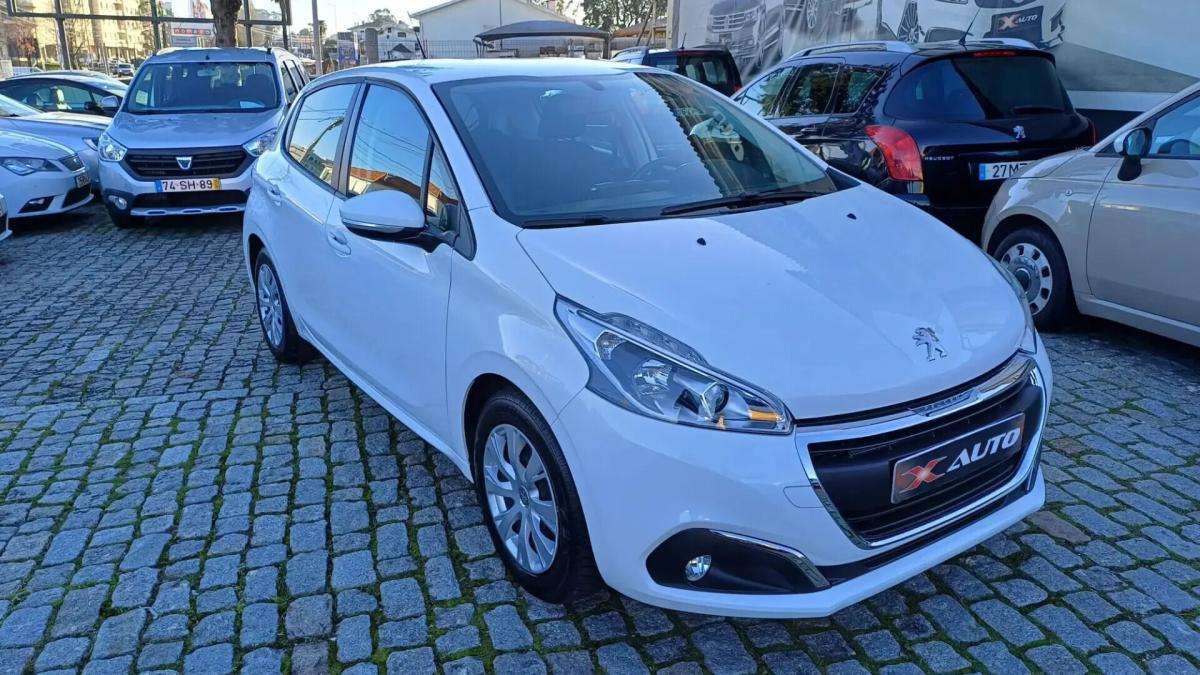 peugeot-208-2019-gasolina-1199cc