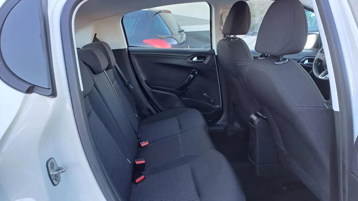 peugeot-208-2019-gasolina-1199cc