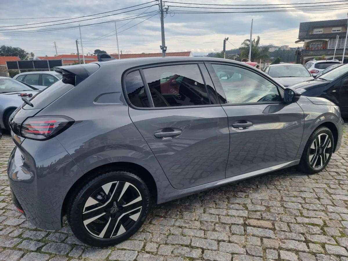 peugeot-208-2025-gasolina-1199cc