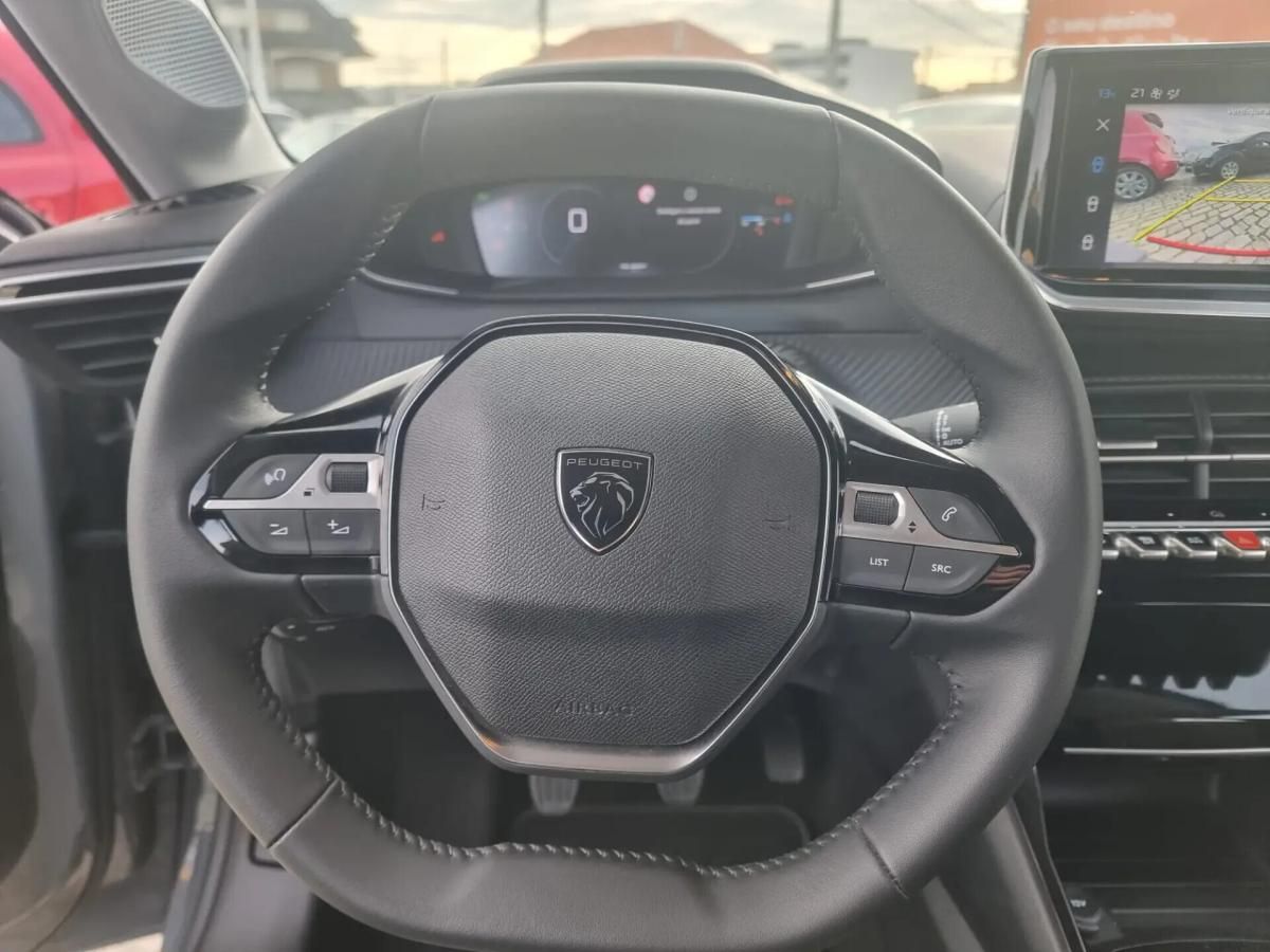 peugeot-208-2025-gasolina-1199cc