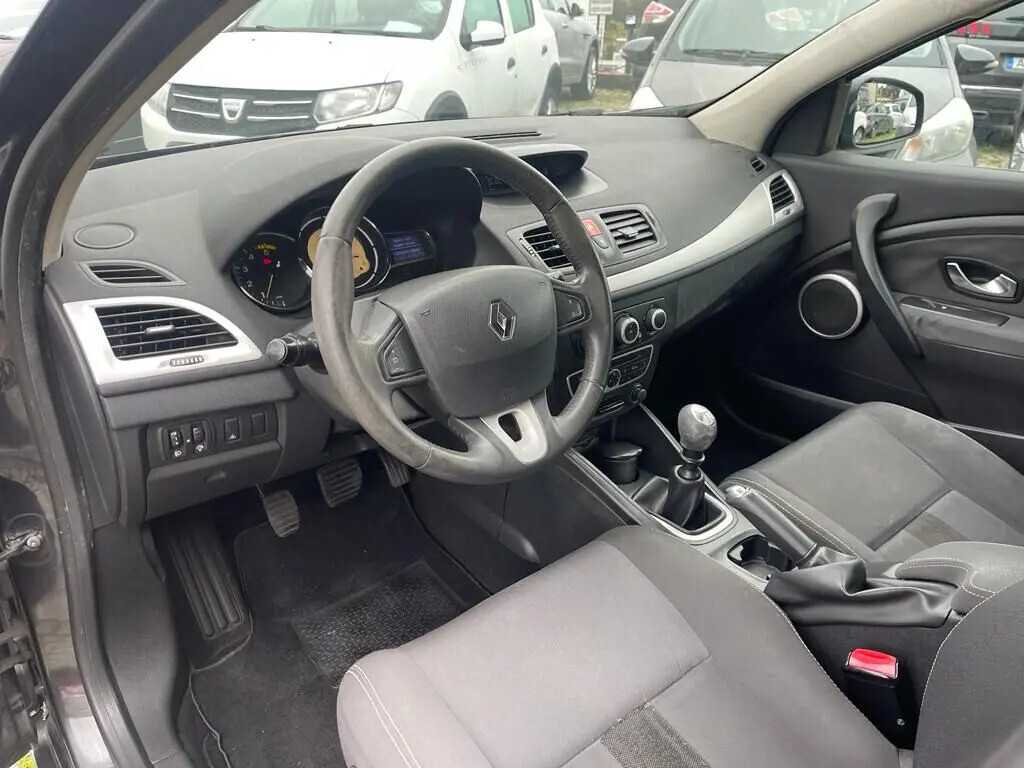 renault-megane-sport-tourer-2009-diesel-1461cc