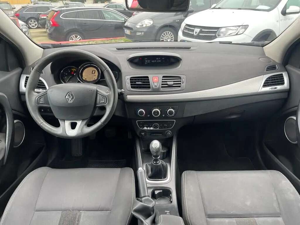 renault-megane-sport-tourer-2009-diesel-1461cc