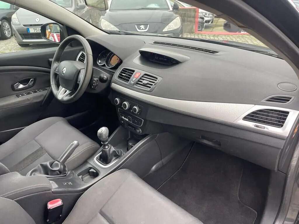 renault-megane-sport-tourer-2009-diesel-1461cc