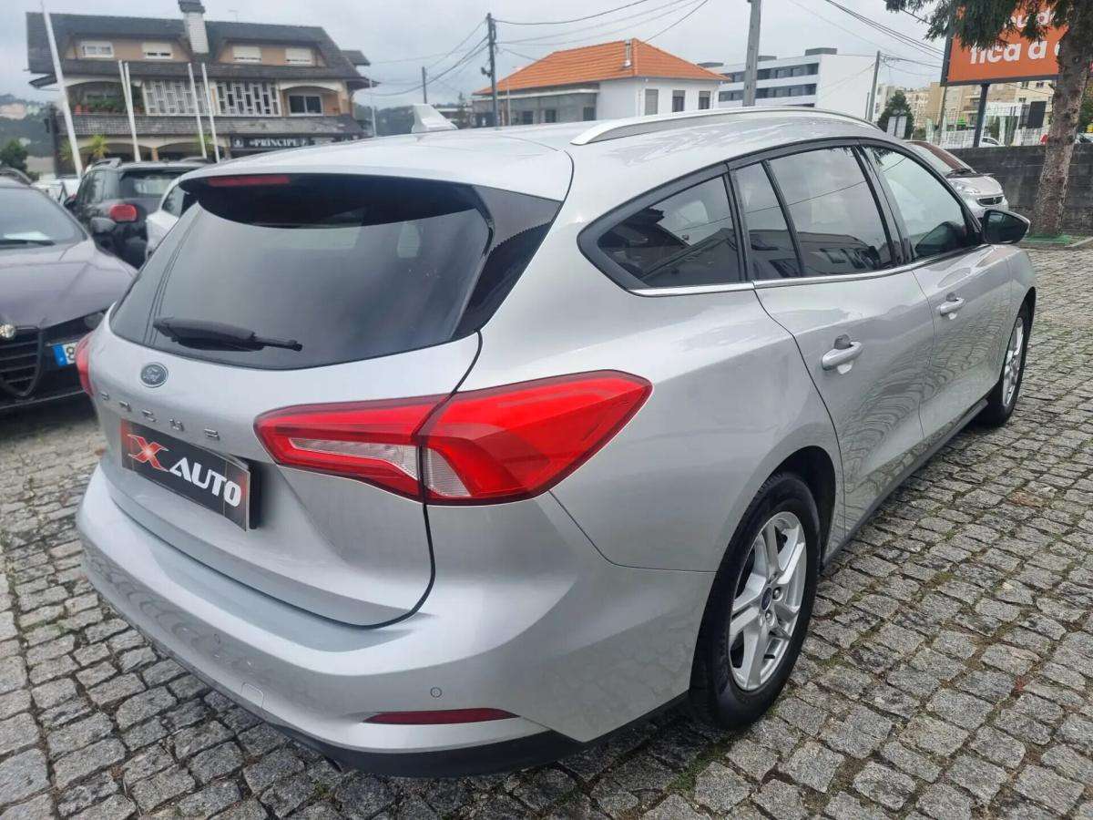 ford-focus-sw-2020-diesel-1499cc