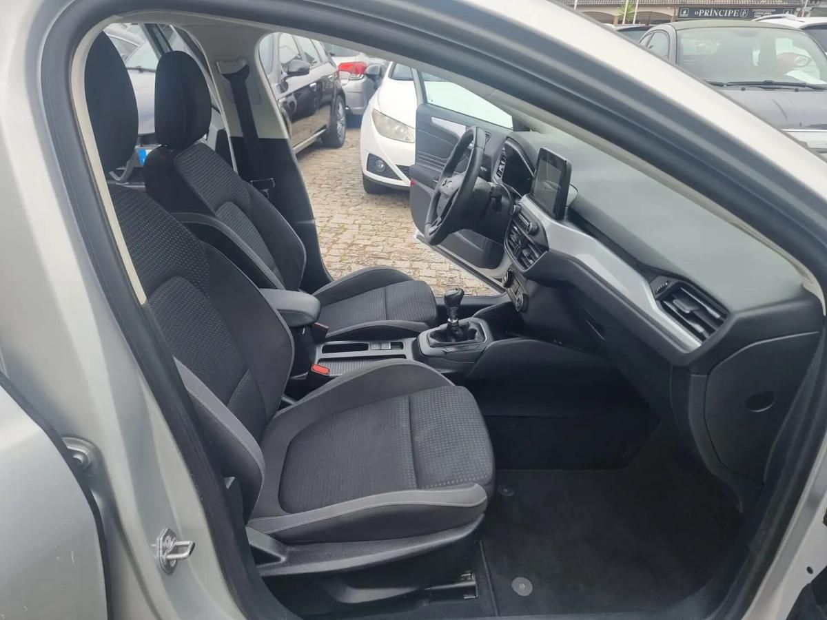 ford-focus-sw-2020-diesel-1499cc