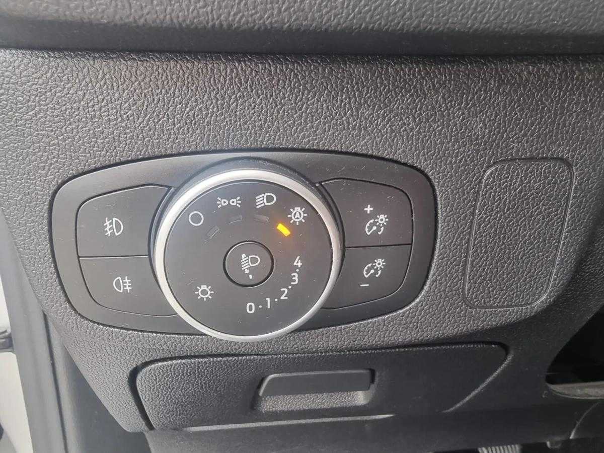 ford-focus-sw-2020-diesel-1499cc