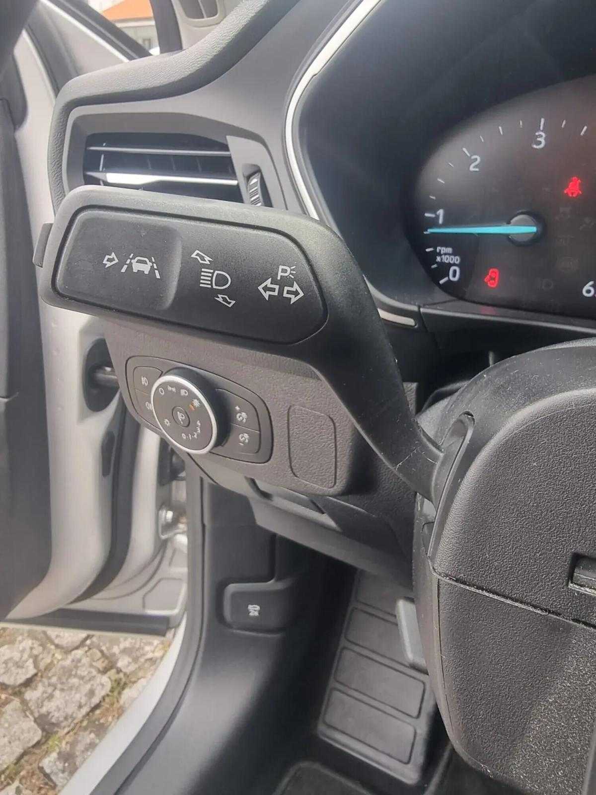 ford-focus-sw-2020-diesel-1499cc