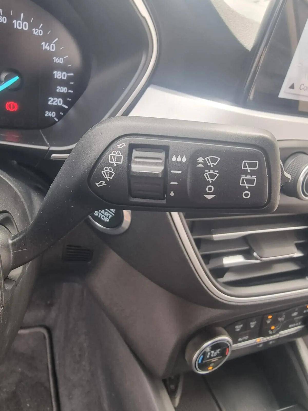 ford-focus-sw-2020-diesel-1499cc
