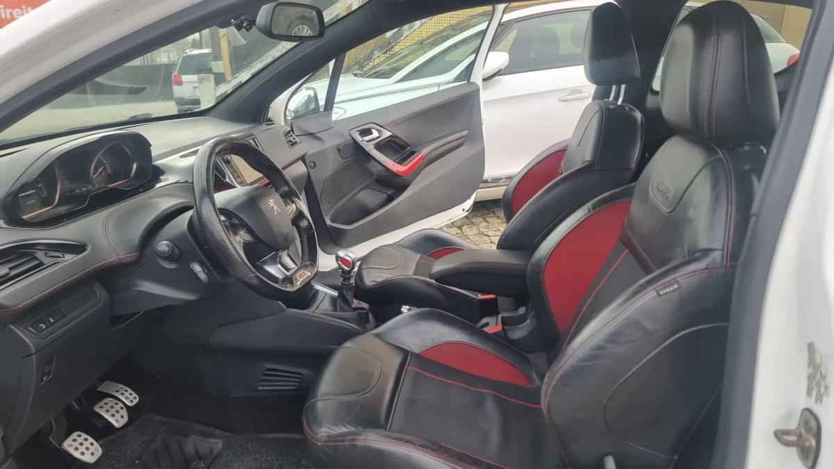 peugeot-208-2014-gasolina-1598cc