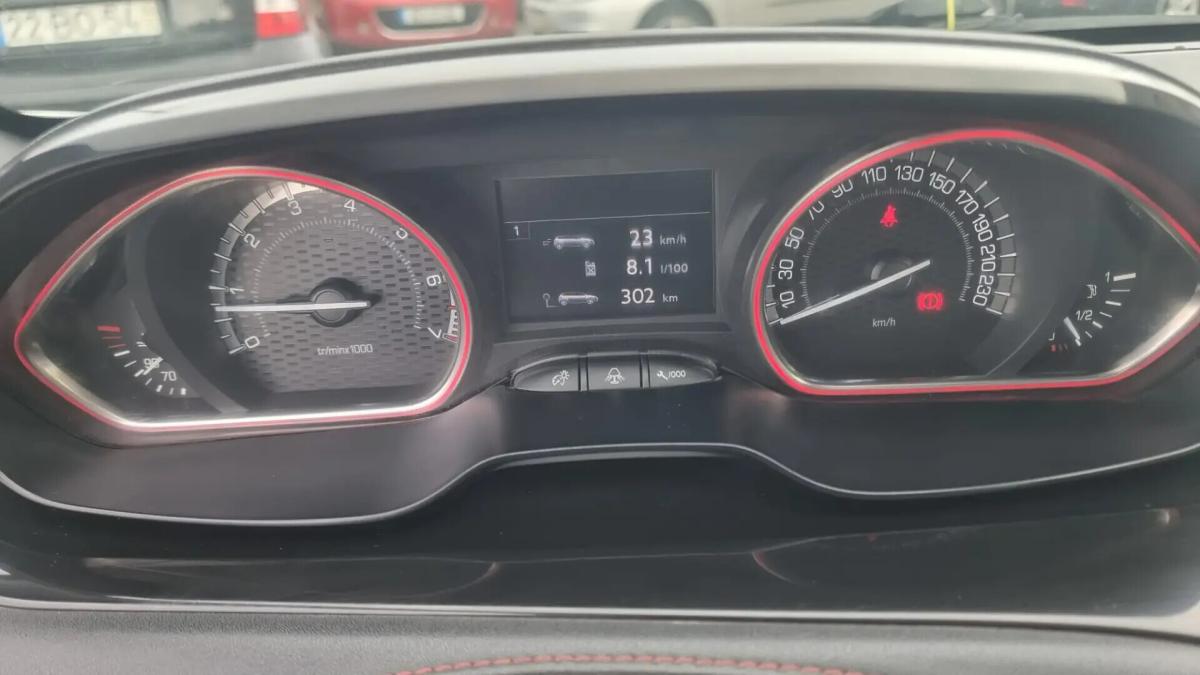 peugeot-208-2014-gasolina-1598cc