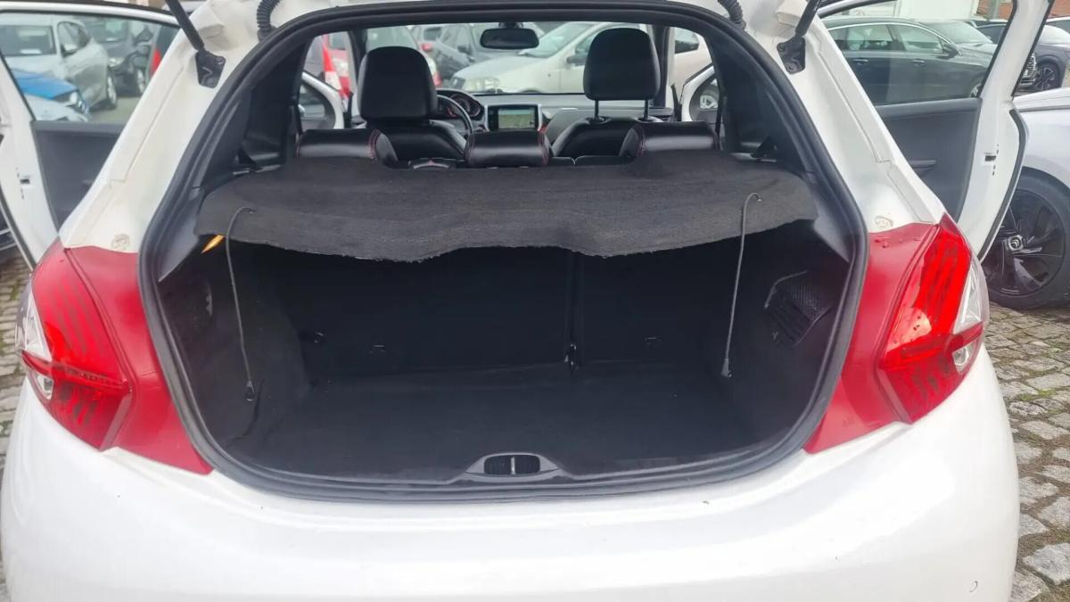peugeot-208-2014-gasolina-1598cc