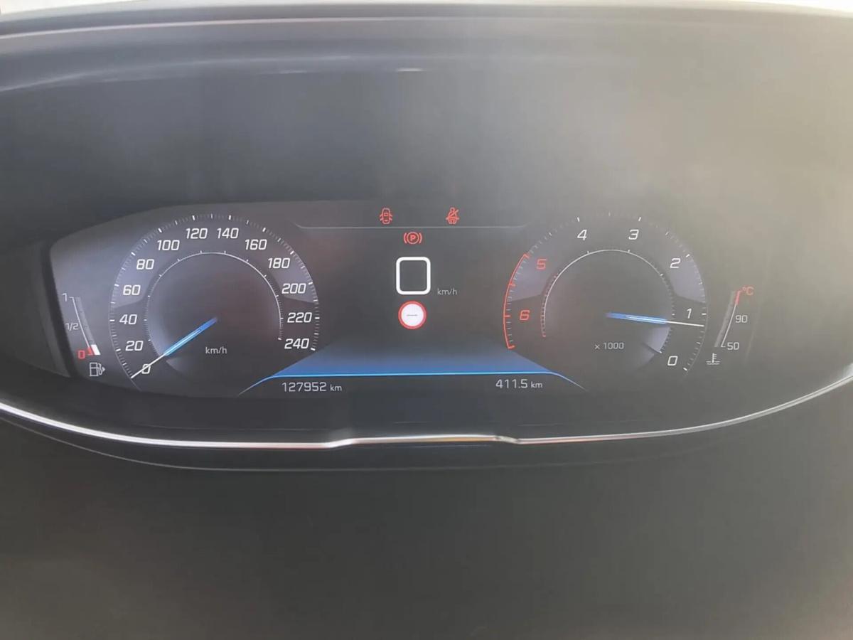peugeot-5008-2019-diesel-1499cc