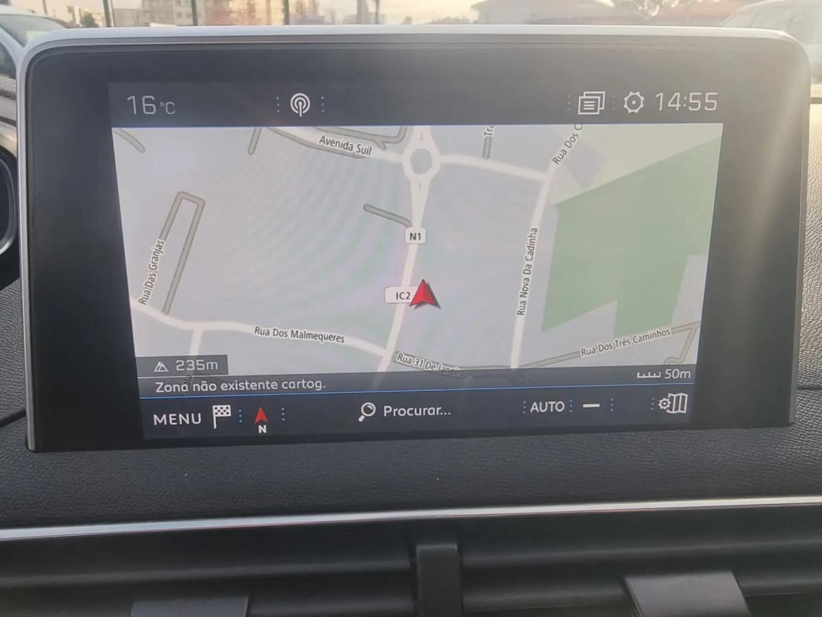 peugeot-5008-2019-diesel-1499cc