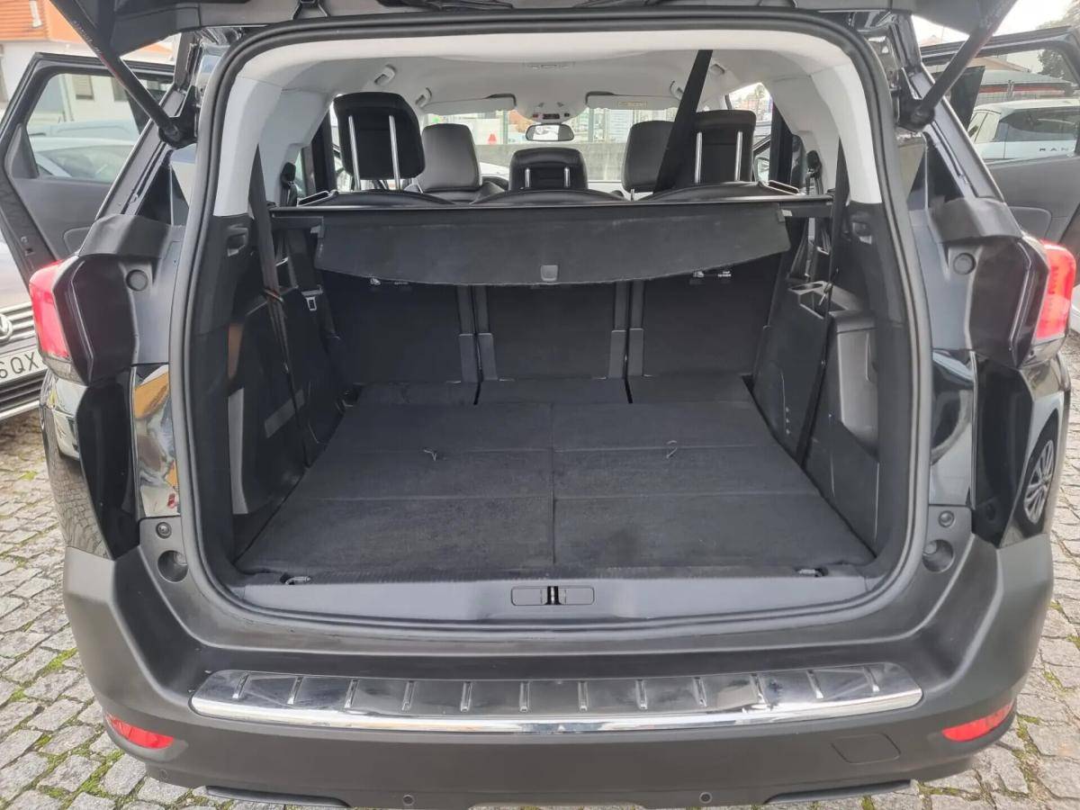 peugeot-5008-2019-diesel-1499cc