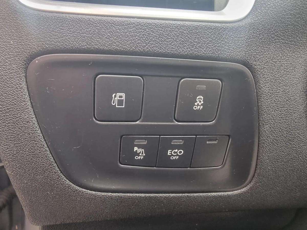 citroen-c4-2016-diesel-1560cc