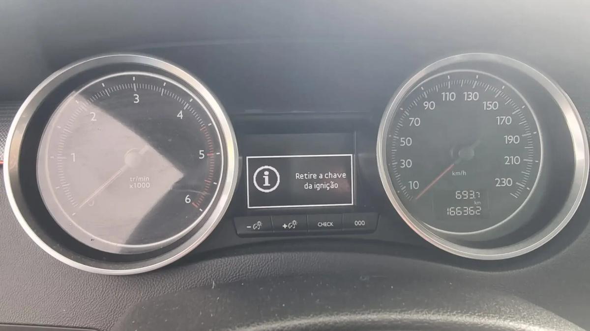 peugeot-508-sw-2014-diesel-1560cc