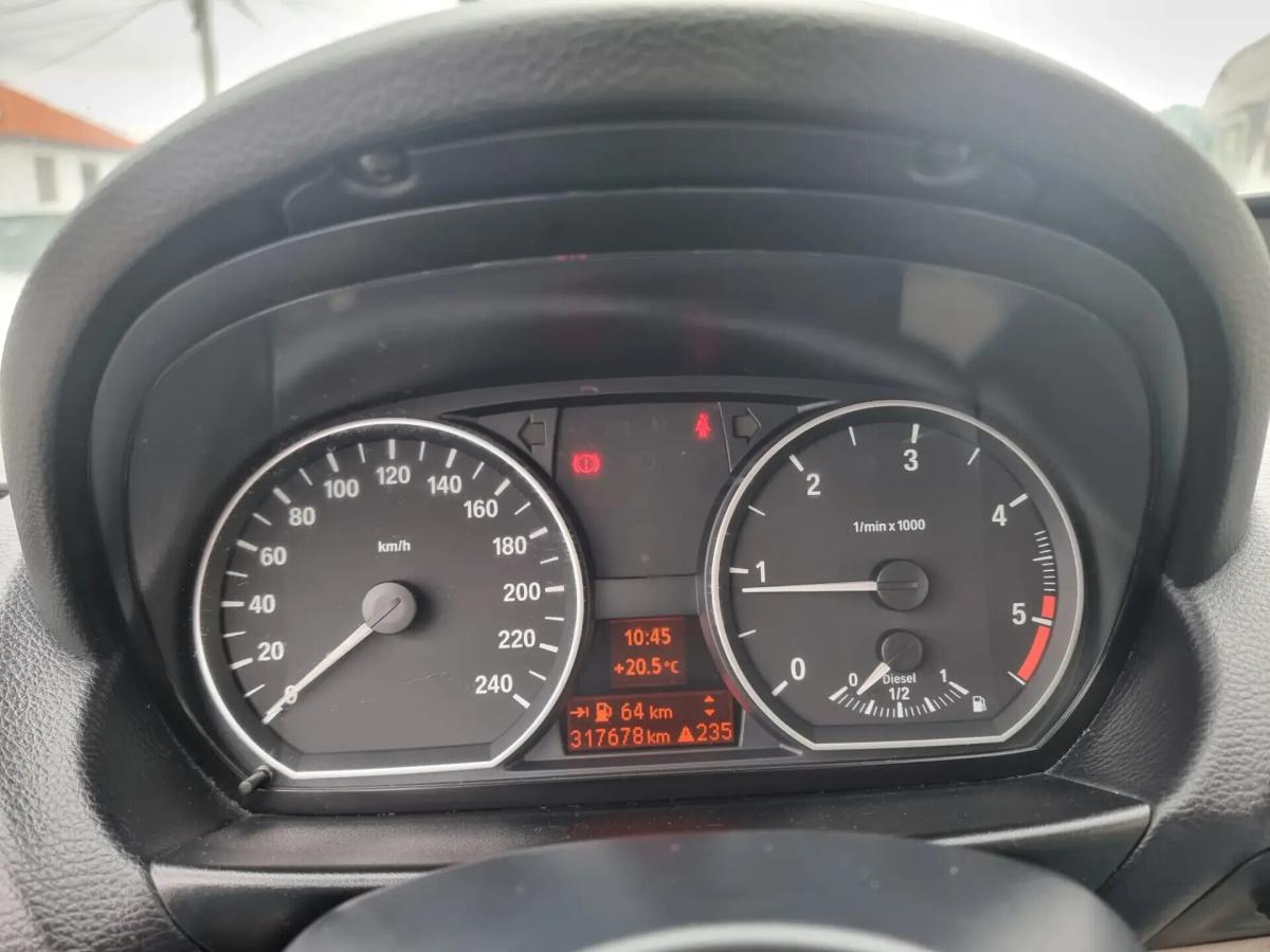 bmw-serie-1-118d-2010-diesel-1995cc
