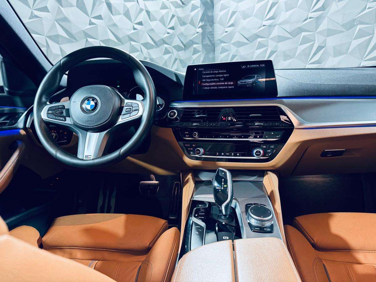 bmw-serie-5-2017-hibrido-a-gasolina-1998cc