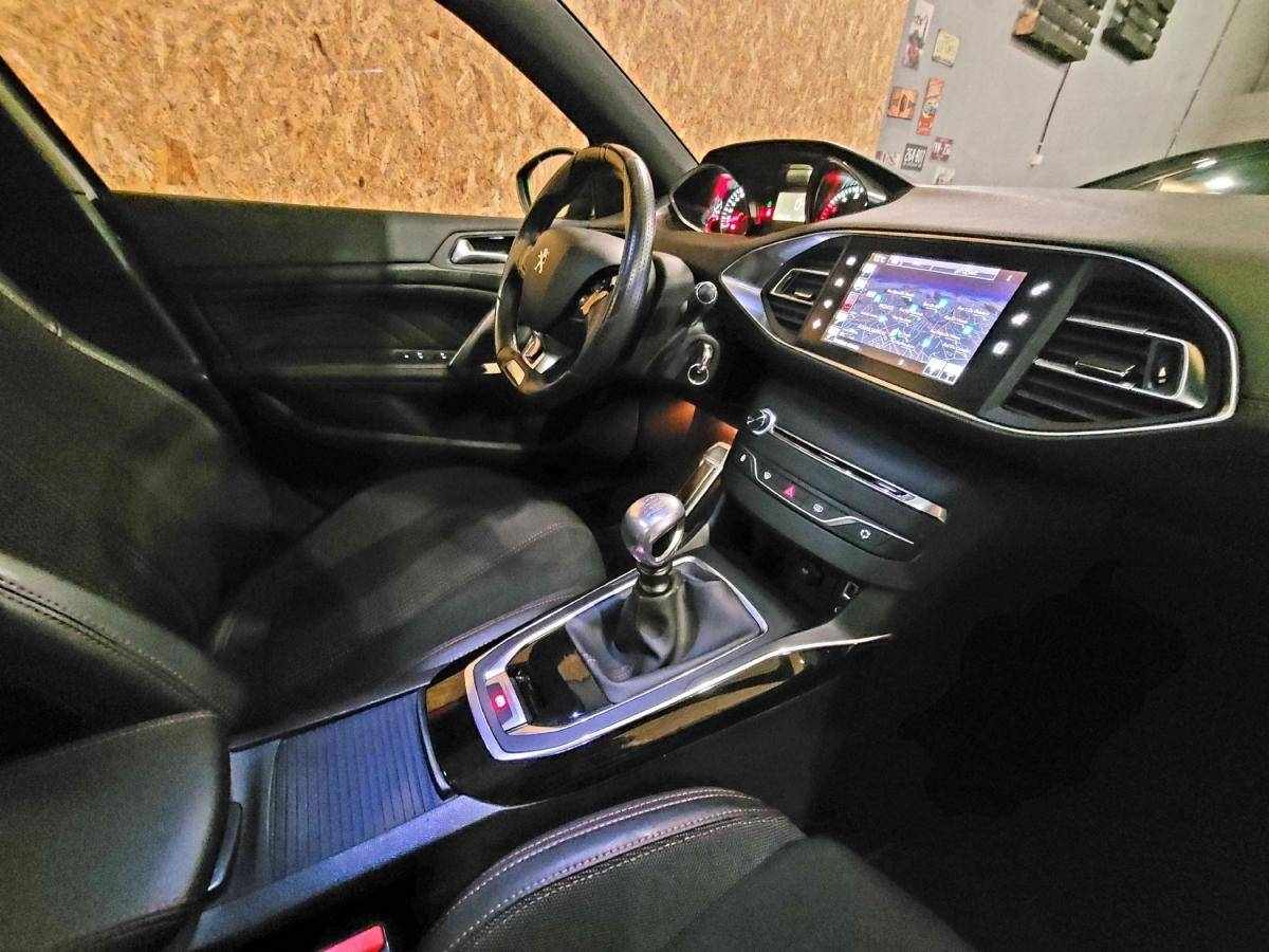 peugeot-308-2016-diesel-1560cc