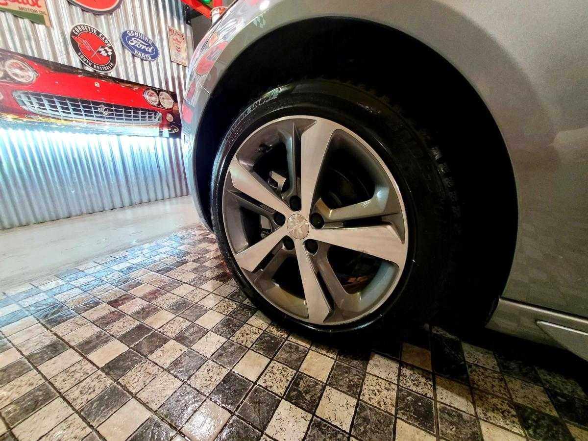 peugeot-308-2016-diesel-1560cc