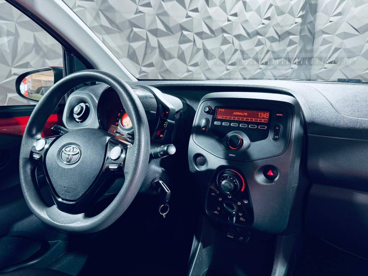 toyota-aygo-2019-gasolina-998cc