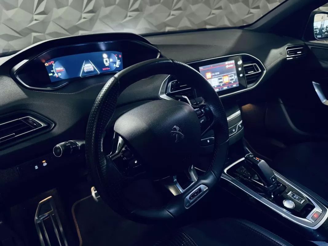 peugeot-308-2020-diesel-1499cc