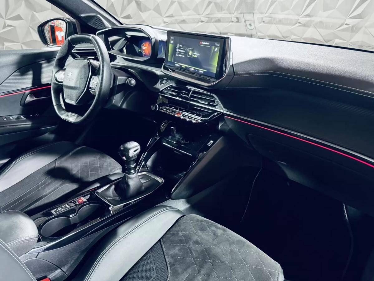 peugeot-208-2022-gasolina-1199cc