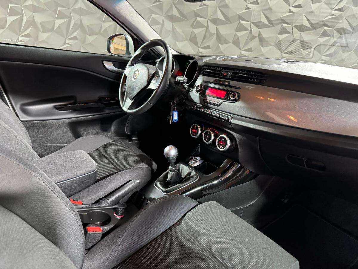alfa-romeo-giulietta-2012-diesel-1598cc