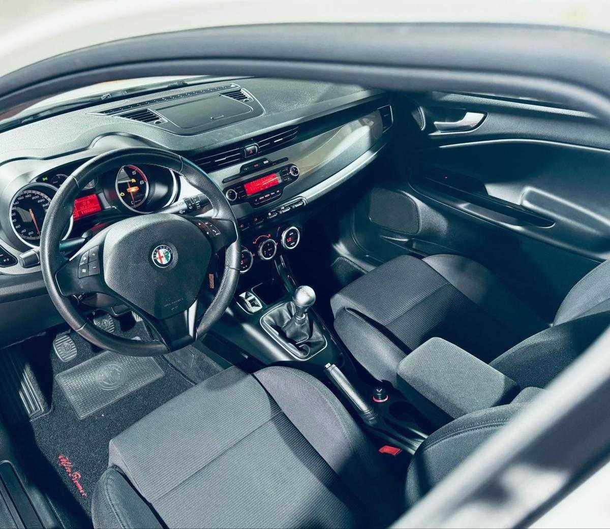alfa-romeo-giulietta-2012-diesel-1598cc