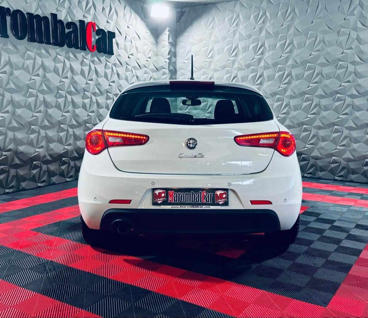 alfa-romeo-giulietta-2012-diesel-1598cc