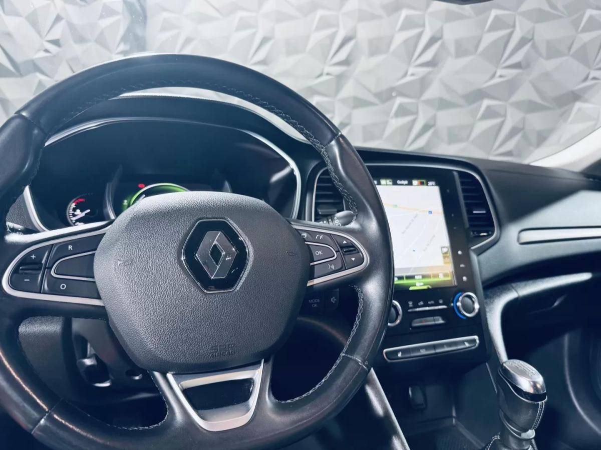 renault-megane-sport-tourer-2018-diesel-1598cc