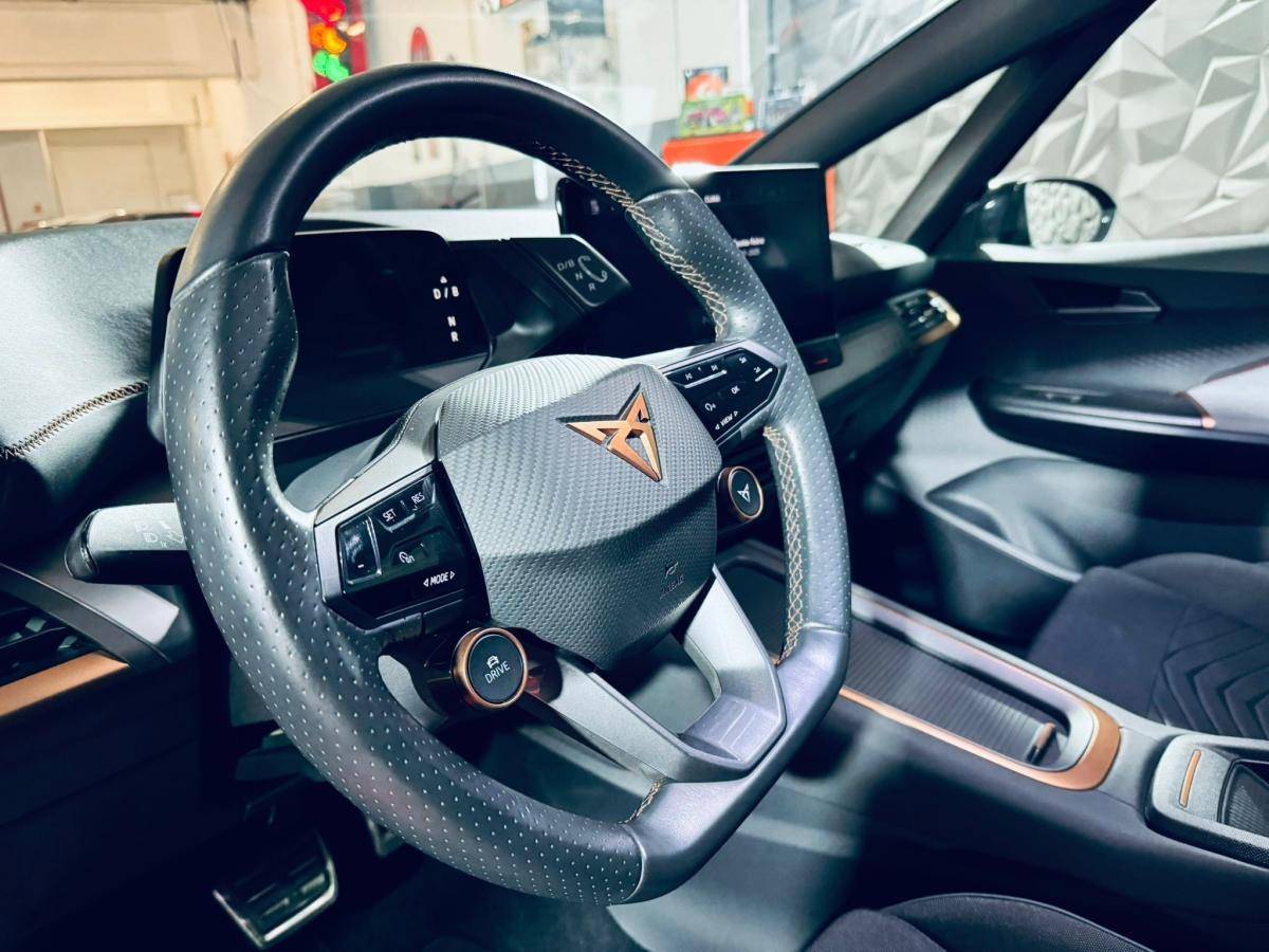 cupra-born-2022-eletrico-500cc