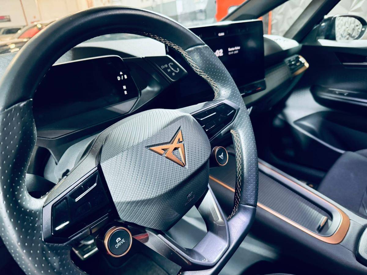 cupra-born-2022-eletrico-500cc