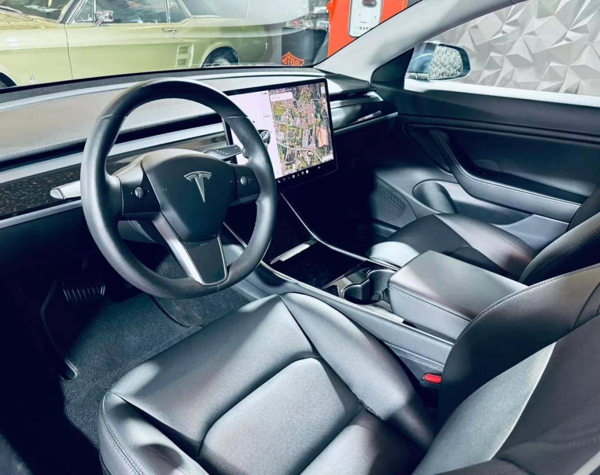 tesla-model-3-2023-eletrico-0cc