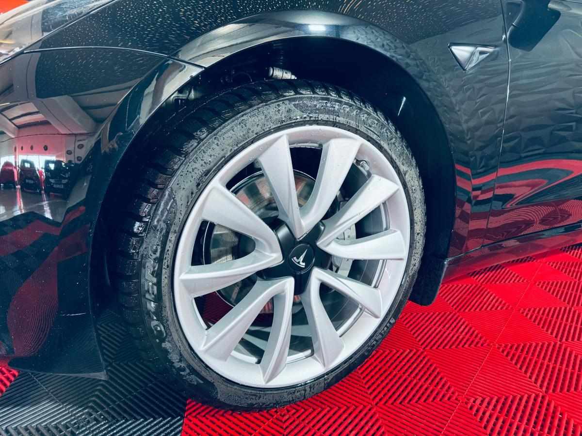 tesla-model-3-2023-eletrico-500cc