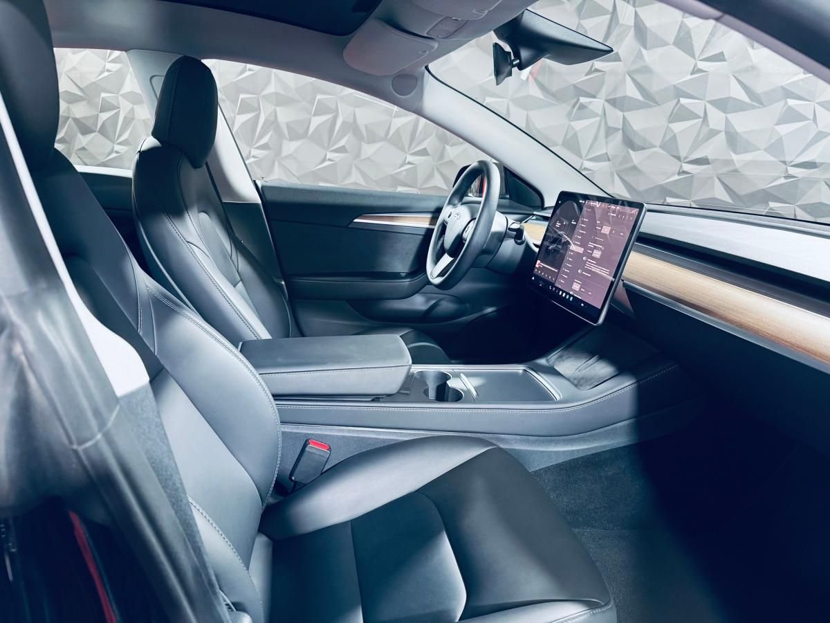 tesla-model-3-2023-eletrico-500cc